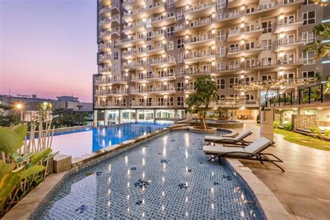 Sertifikat, penghargaan, tanda, atau dokumen yang dipajang di grande valore hotel cikarang Praktis Apple Gift & Titik Tunai Aman Populer